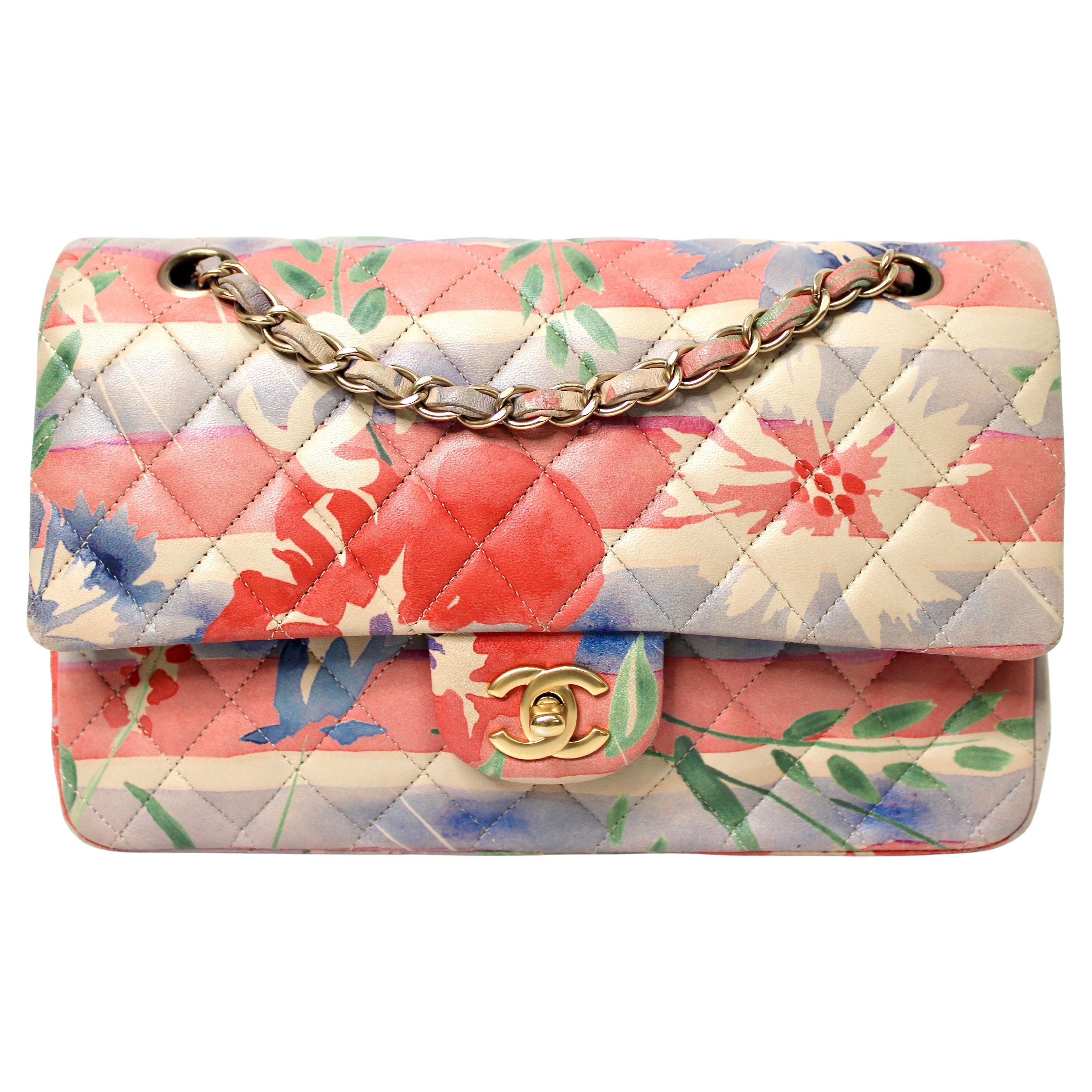 Chanel Medium Floral Lammleder Classic Double-Flap Handtasche im Angebot