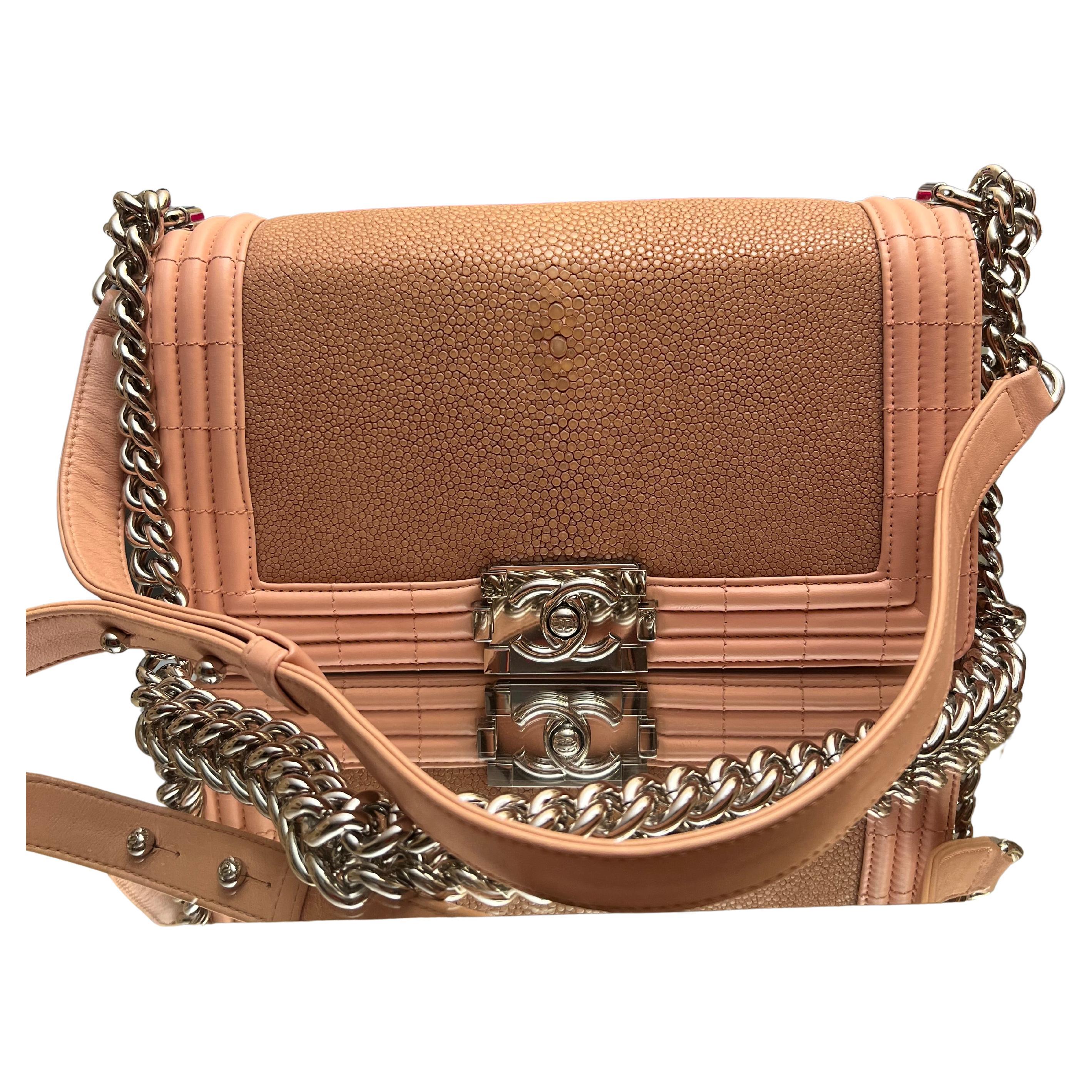 Borsa a tracolla Chanel Medium Galuchat Boy