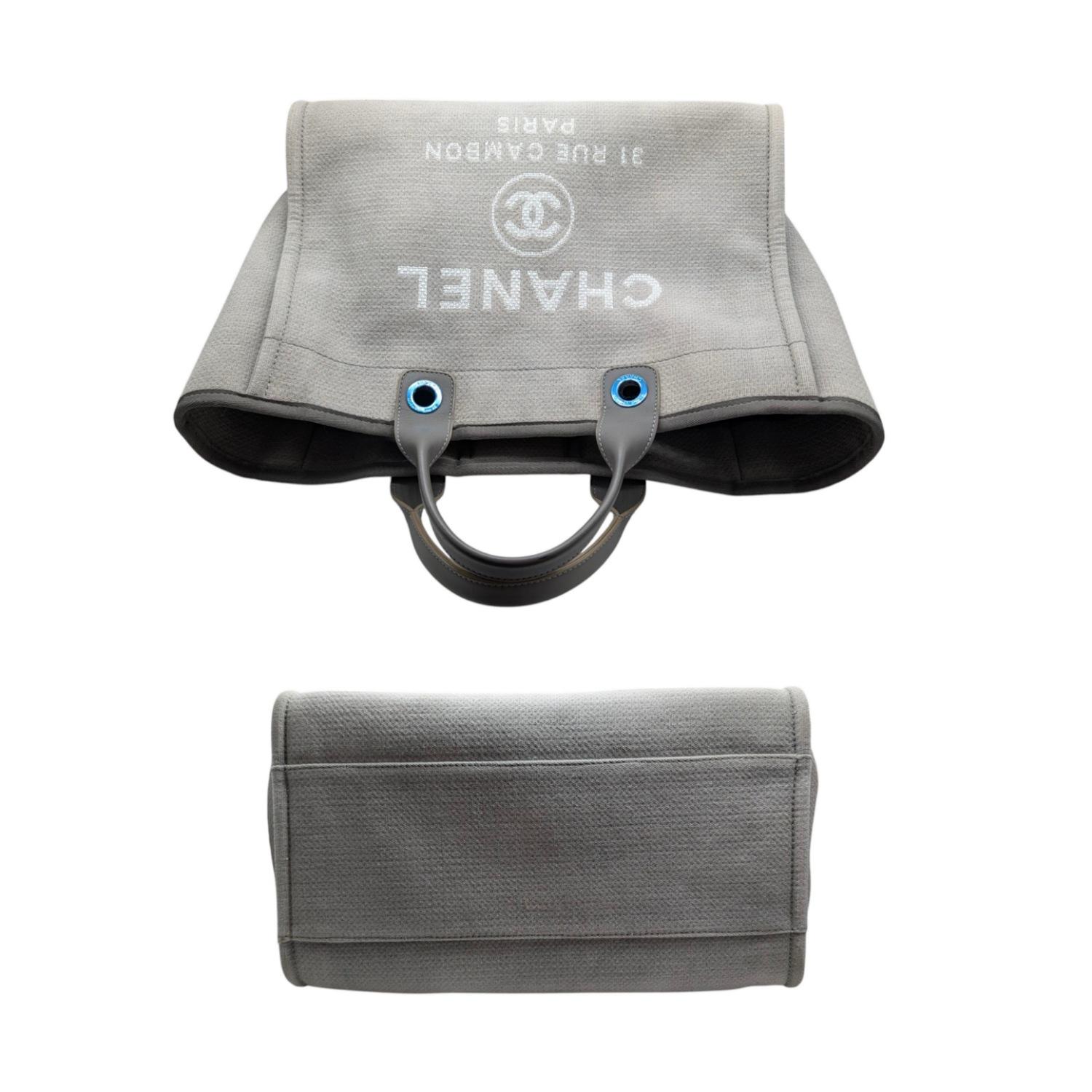 Chanel Medium Grau Deauville Einkaufstasche im Angebot 2