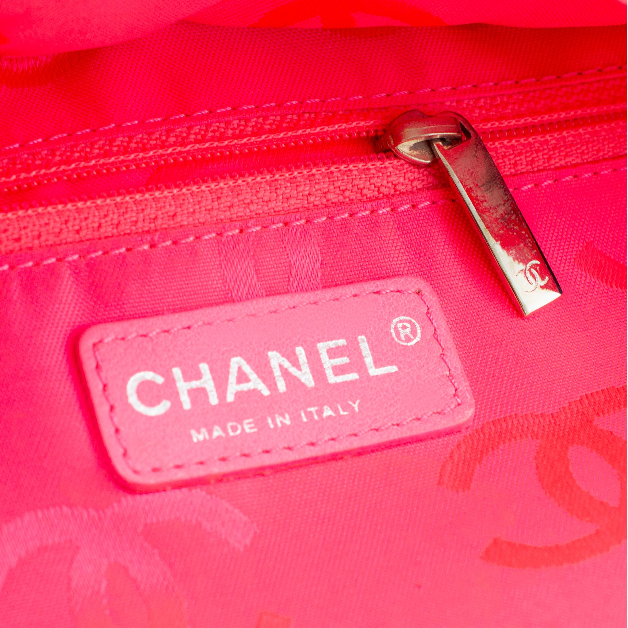 Chanel Medium Ligne Cambon Bucket Tote Handbag 6