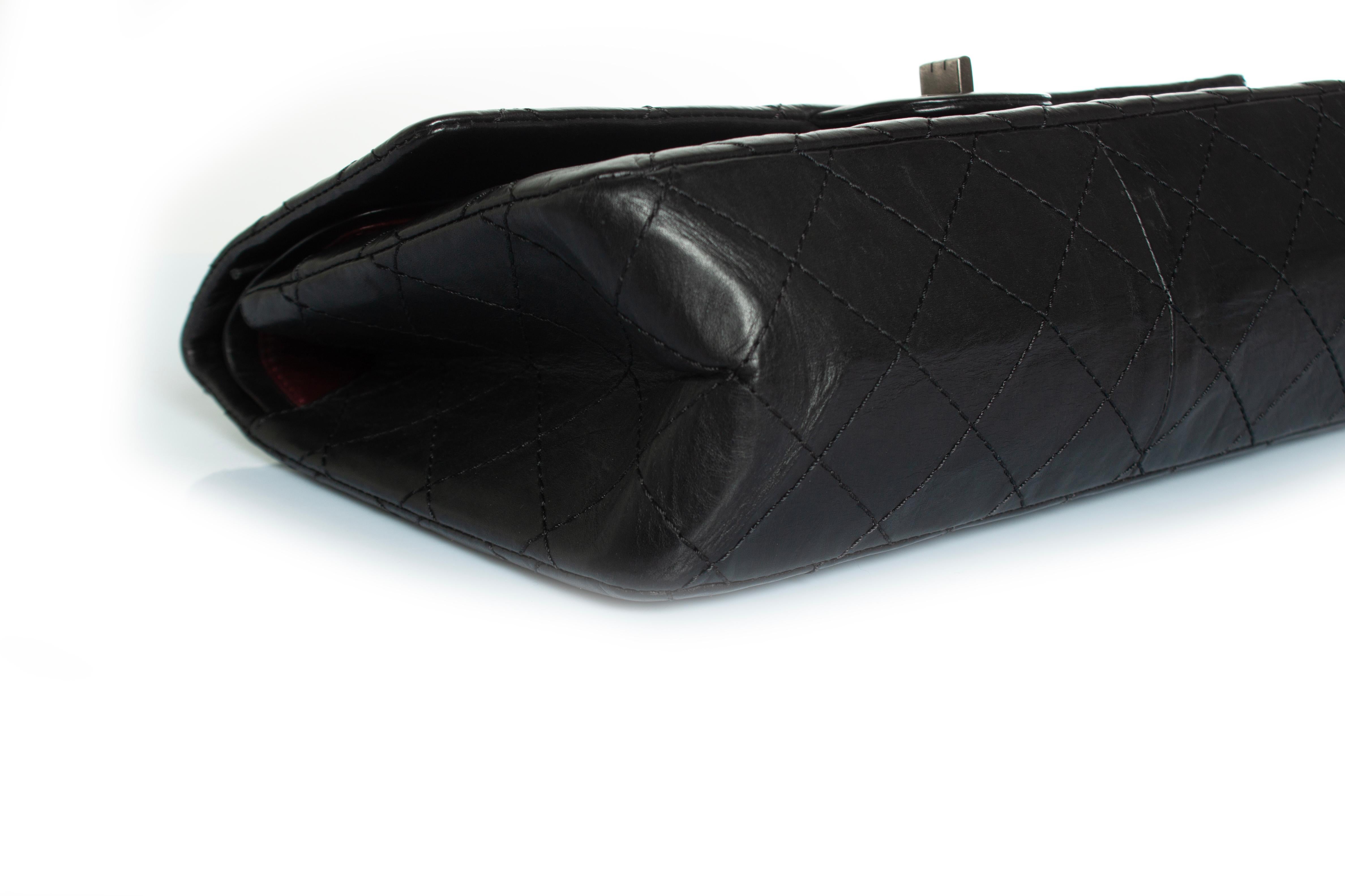 Chanel, reedición Medium en negro en venta 7