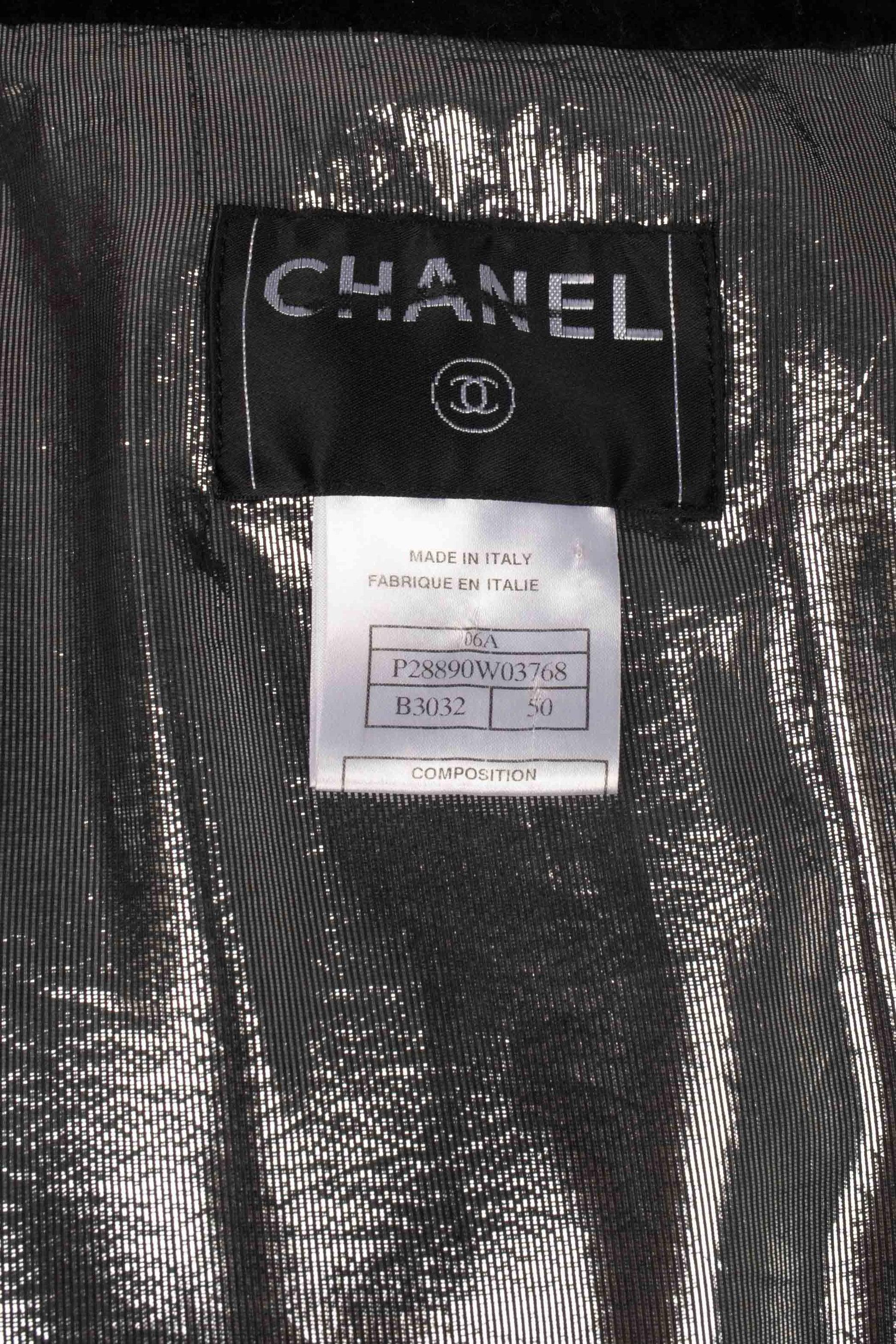 Veste en velours noir pour homme de Chanel en vente 6