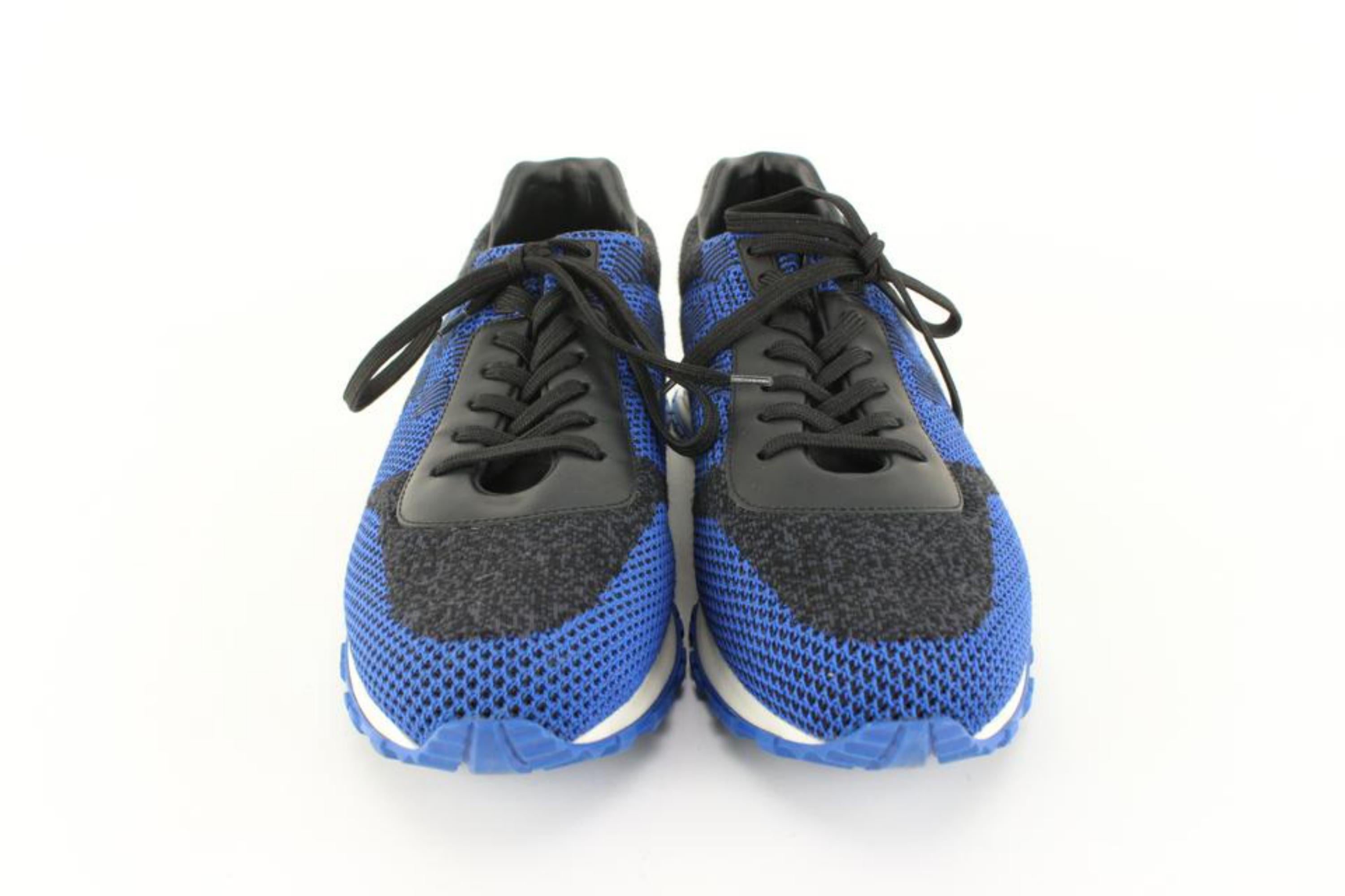 Gray Louis Vuitton Men's Size 9.5 US Calfskin Damier Run Away Sneakers 85lk727s
