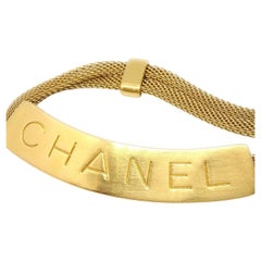 CHANEL Mesh Plate Gold Metal Bib Necklace