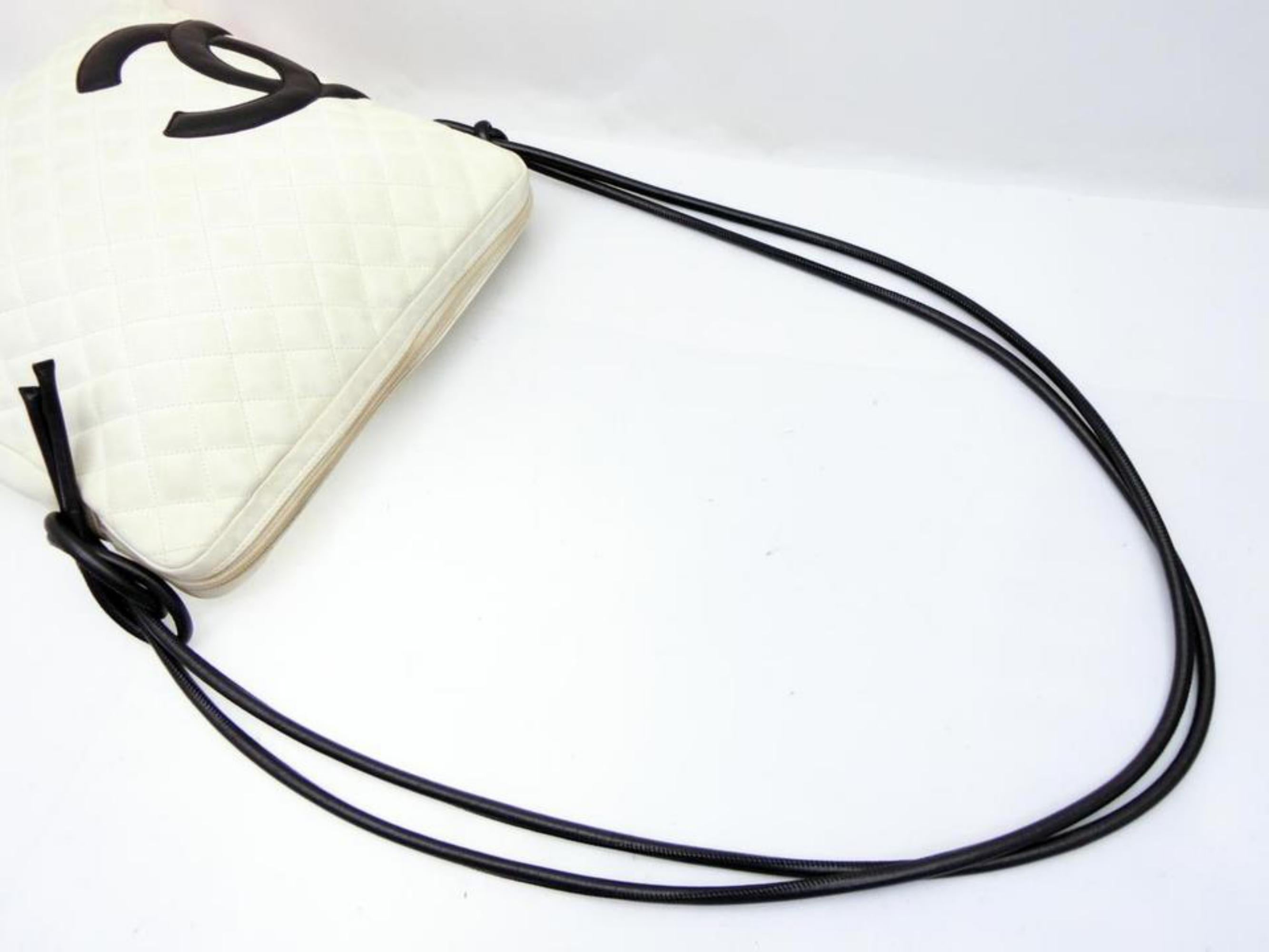 Chanel Messenger Cambon Extra Large 230185 White X Black Quilted Leather Cross B For Sale 1