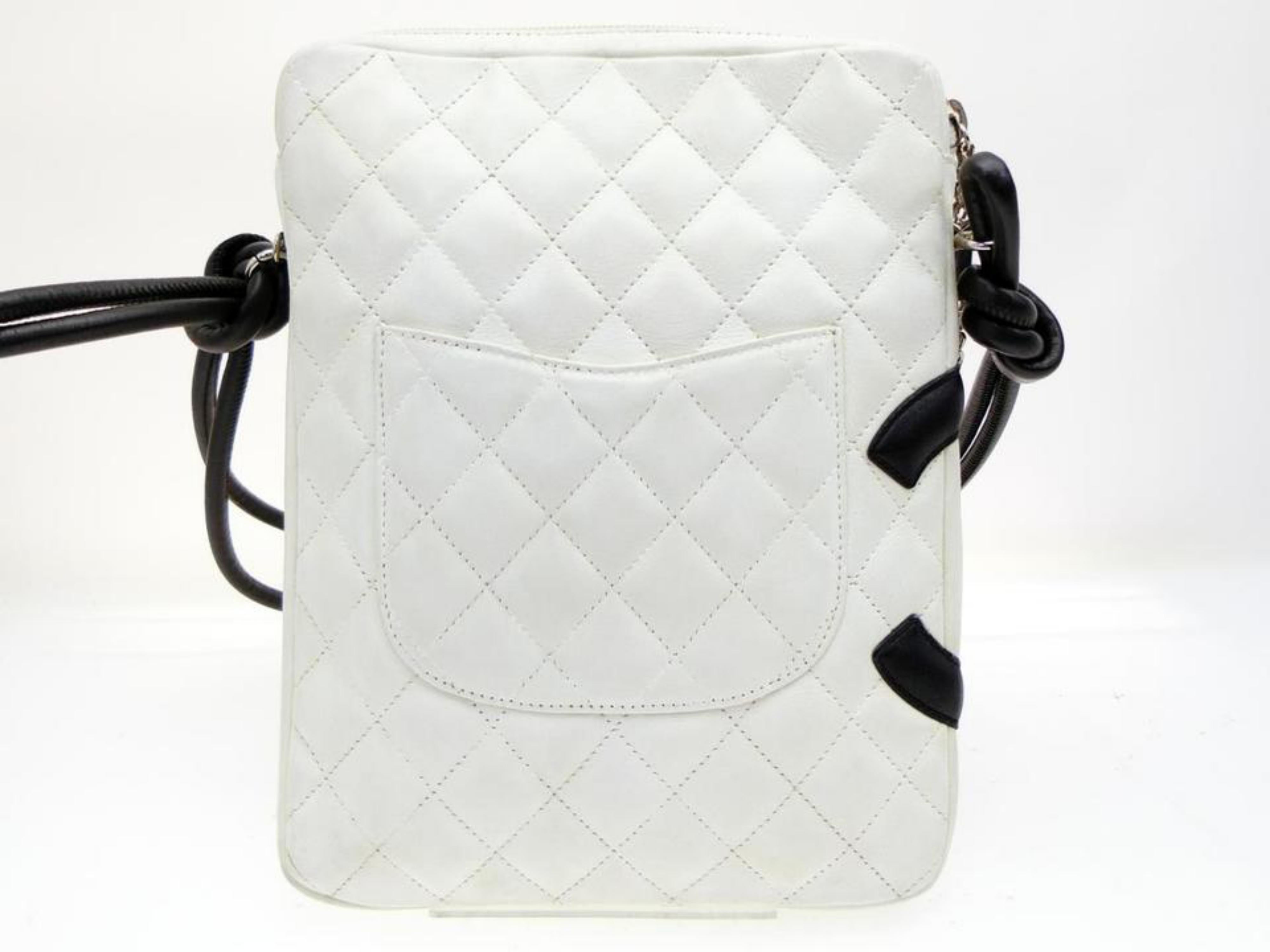 Chanel Messenger Cambon Quilted Ligne 228758 White Leather Cross Body Bag For Sale 3