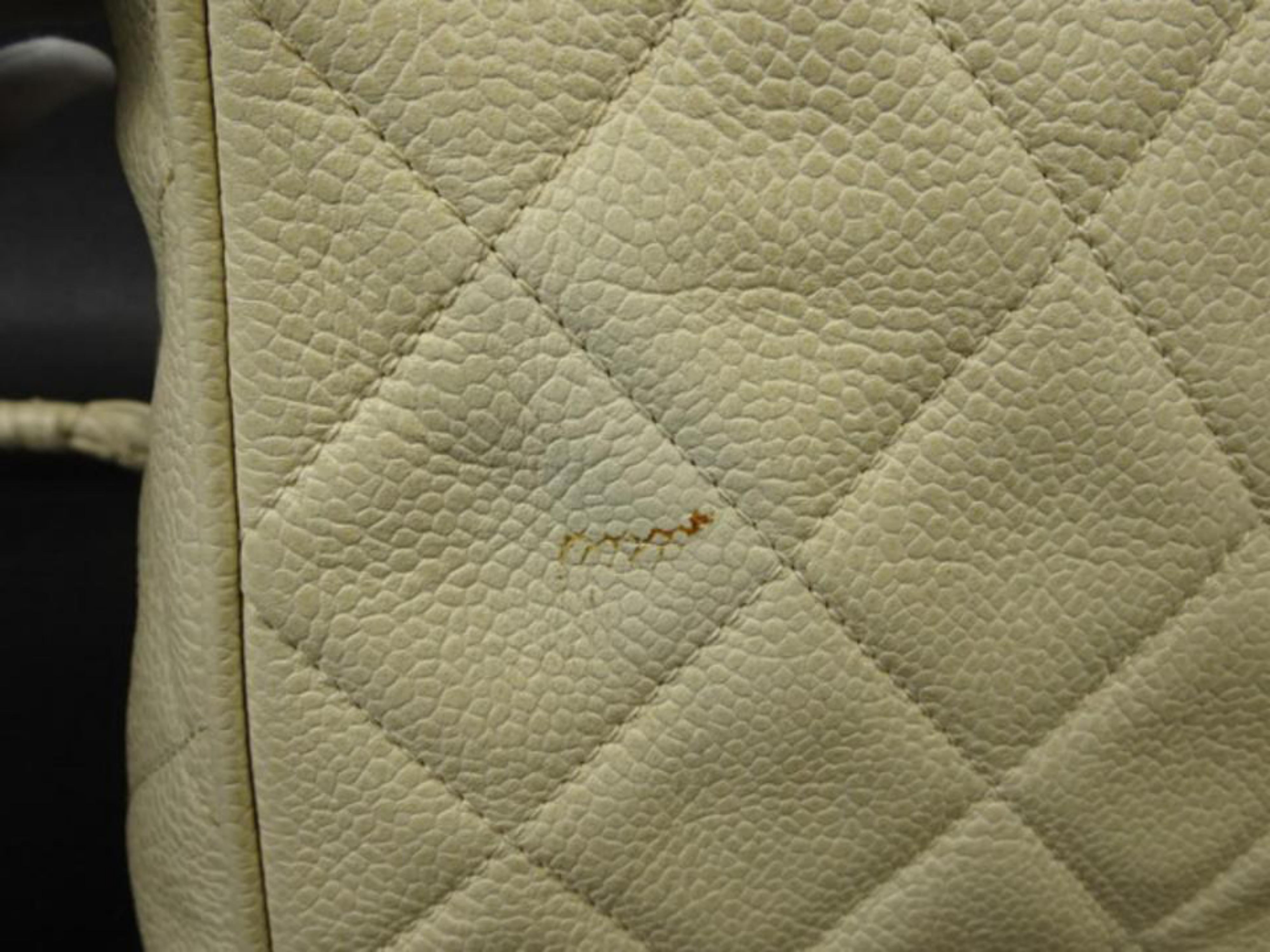 Chanel Messenger Camera Quilted Caviar 216073 Ivory Leather Cross Body Bag For Sale 4