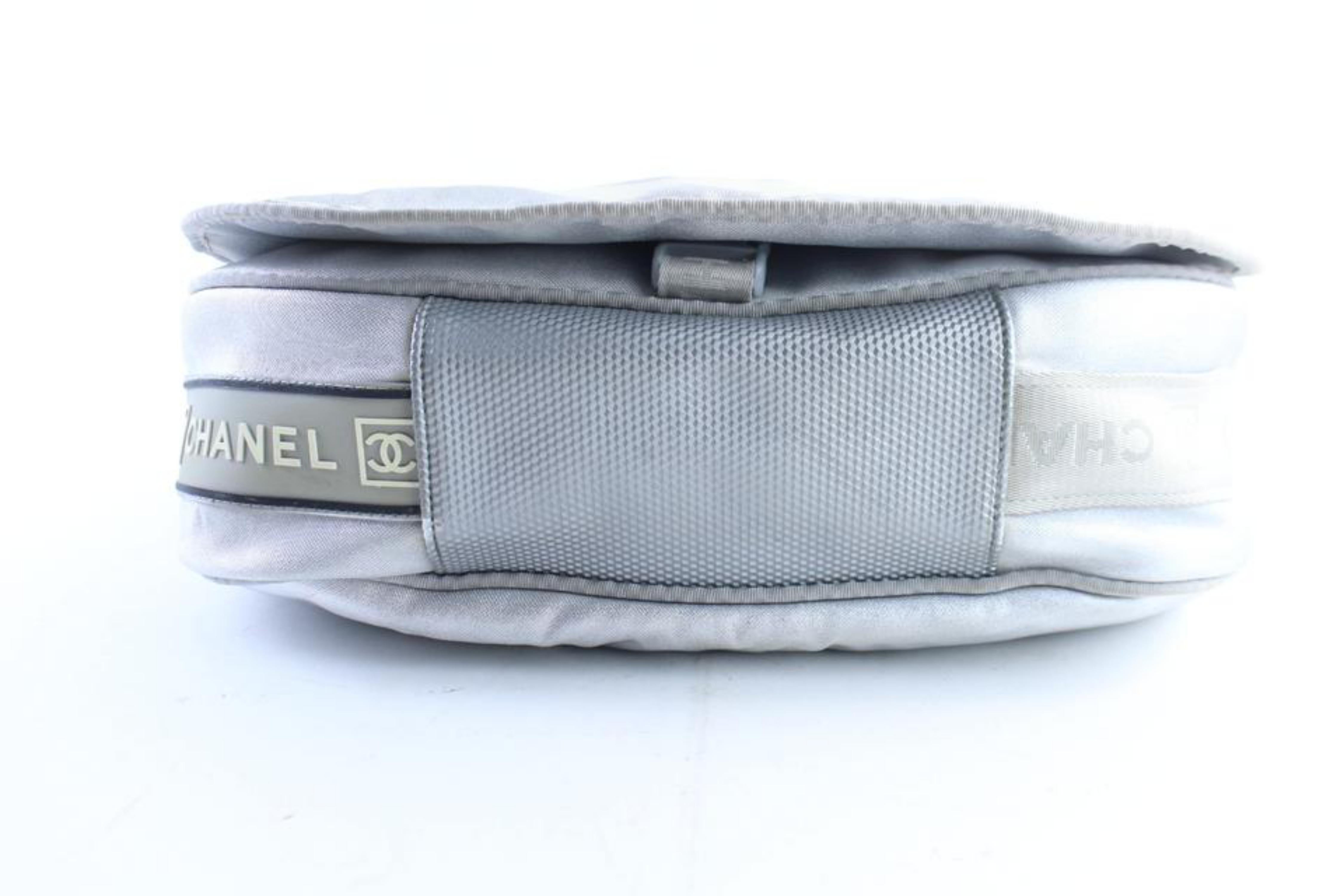 Chanel Messenger Cc Logo Metallic 226705 Silver Nylon X Canvas Cross Body Bag For Sale 4