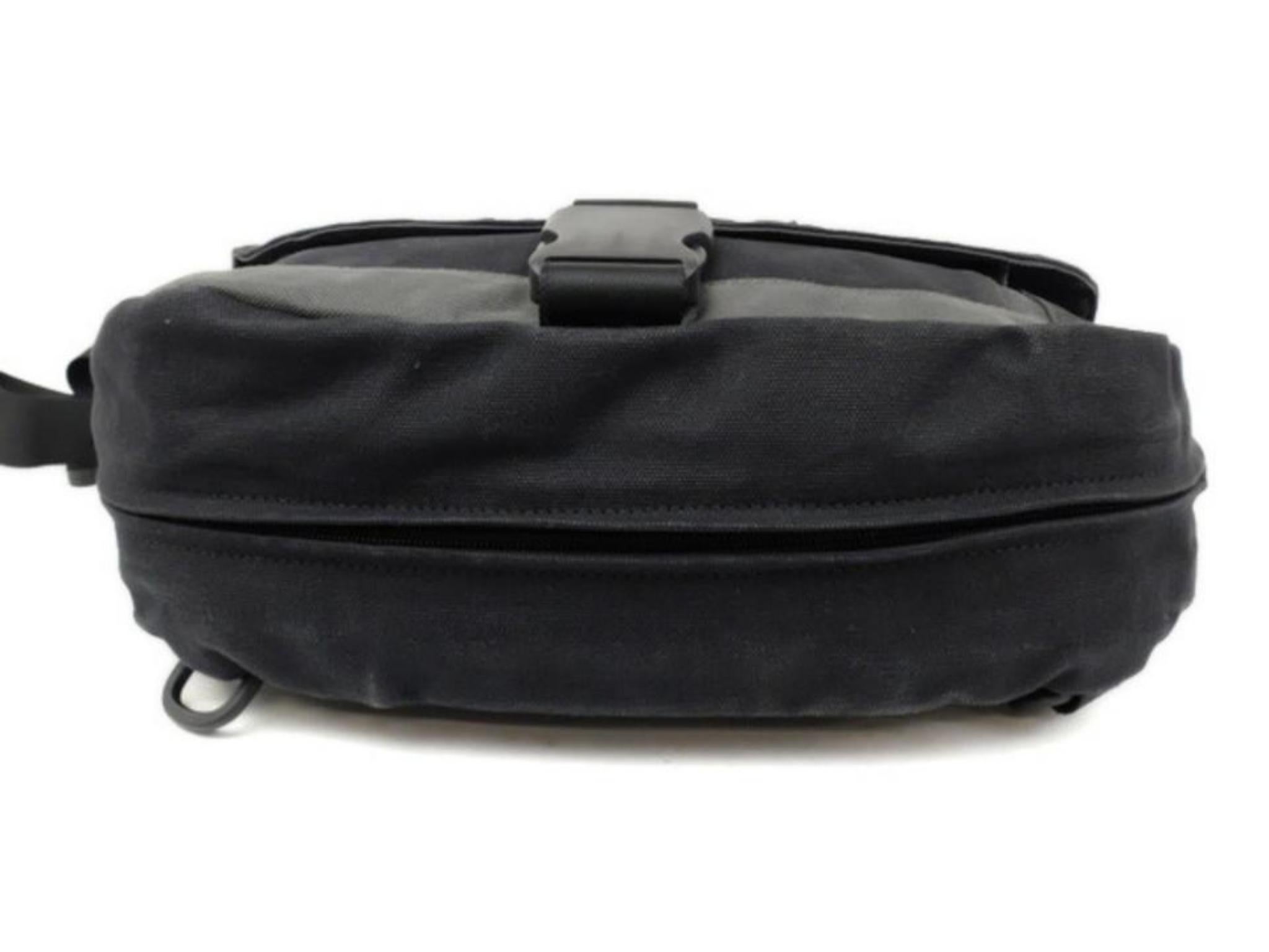Chanel Messenger Cc Logo Sports 224491 Black X Grey Canvas Laptop Bag 5