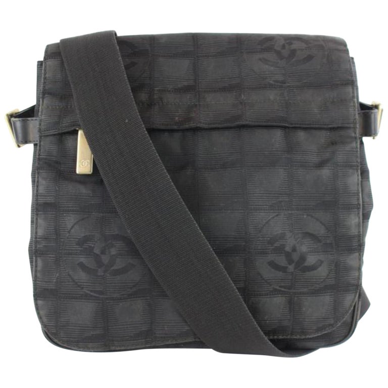 Chanel Messenger Quilted New Line Travel 228870 Black Nylon Cross Body Bag  For Sale at 1stDibs
