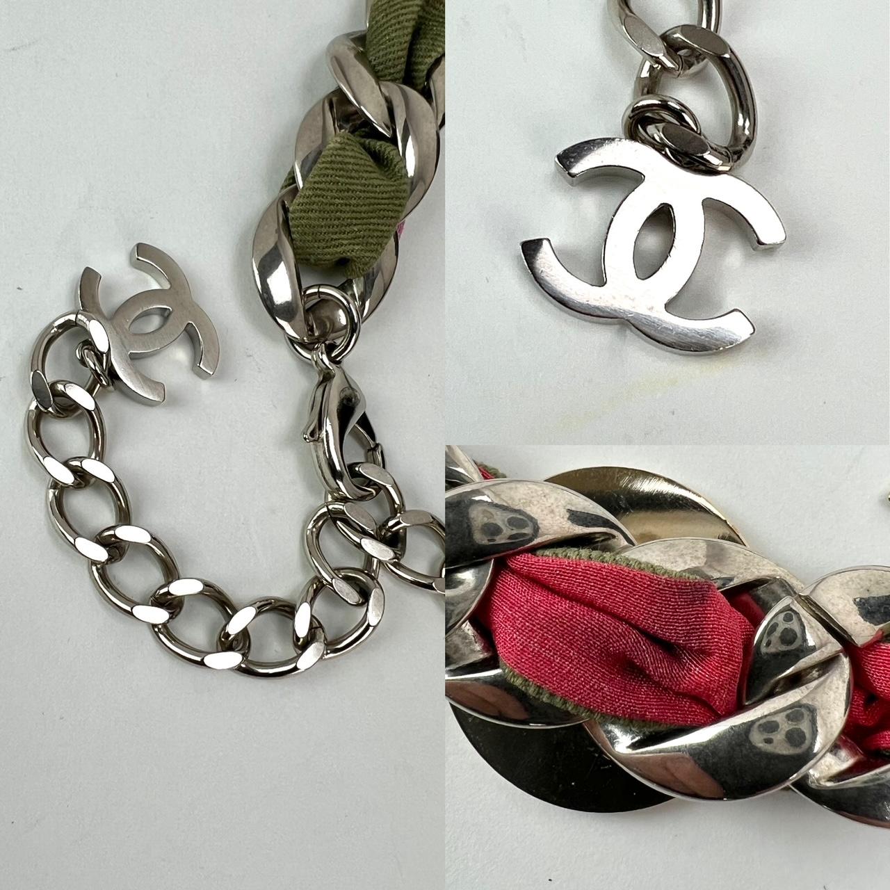 Preowned 100% Authentic 
Chanel Metal Fabric Strass Pearl Cuba CC Chain Link Chocker Necklace
RATING: A/B...Very Good, shows minimal signs of use
CONDITION: a small dot mark on 1 piece of red fabric in the back
HARDWARE: silver, minimal