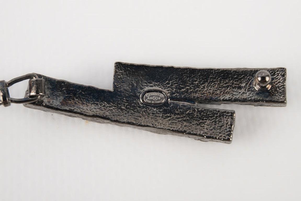 Chanel Metal Hair Clips Bon état - En vente à SAINT-OUEN-SUR-SEINE, FR