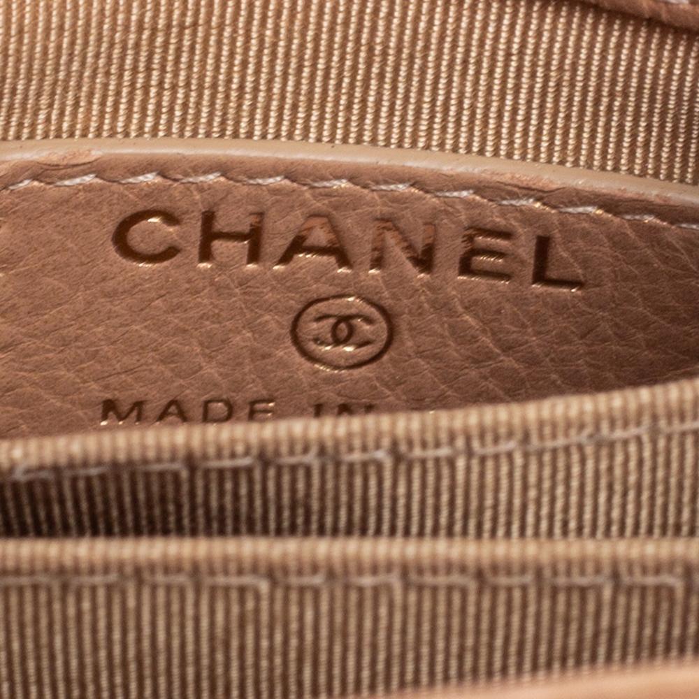 Chanel Metallic Beige Quilted Leather Crossbody Phone Holder 2