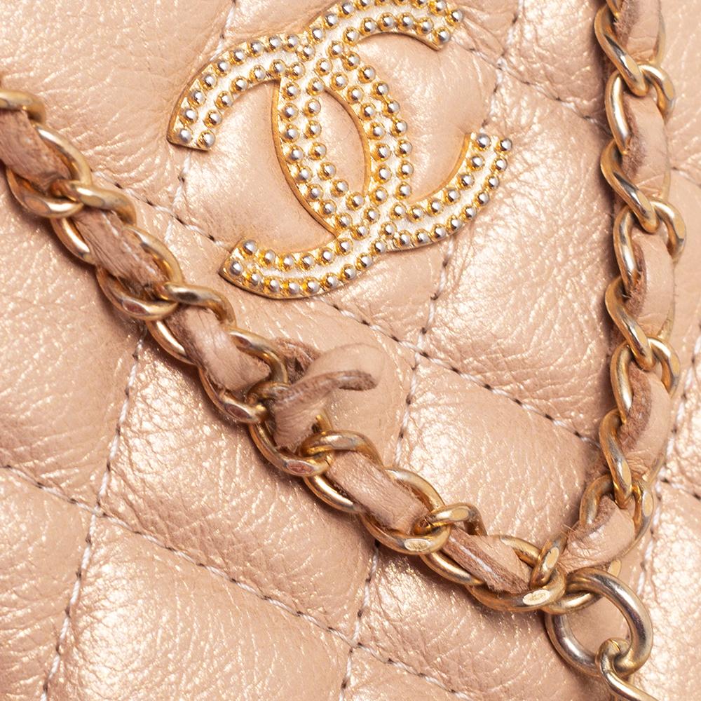 Chanel Metallic Beige Quilted Leather Crossbody Phone Holder 3