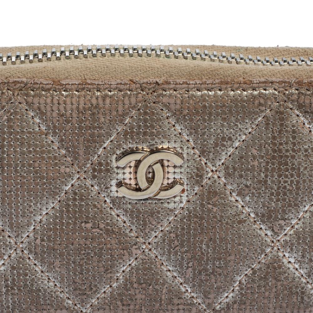 Chanel Metallic Beige Quilted Leather Zip Around Coin Purse 6
