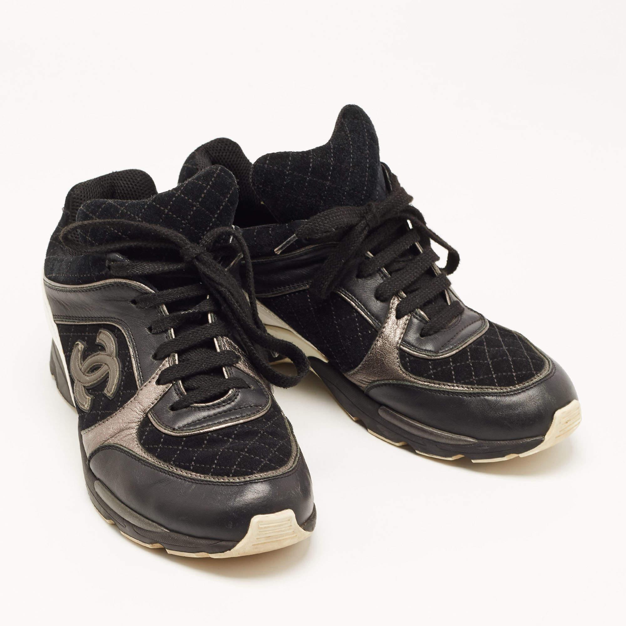 Chanel Metallic/Black Leather and Suede Low Top CC Sneakers Size 40 3