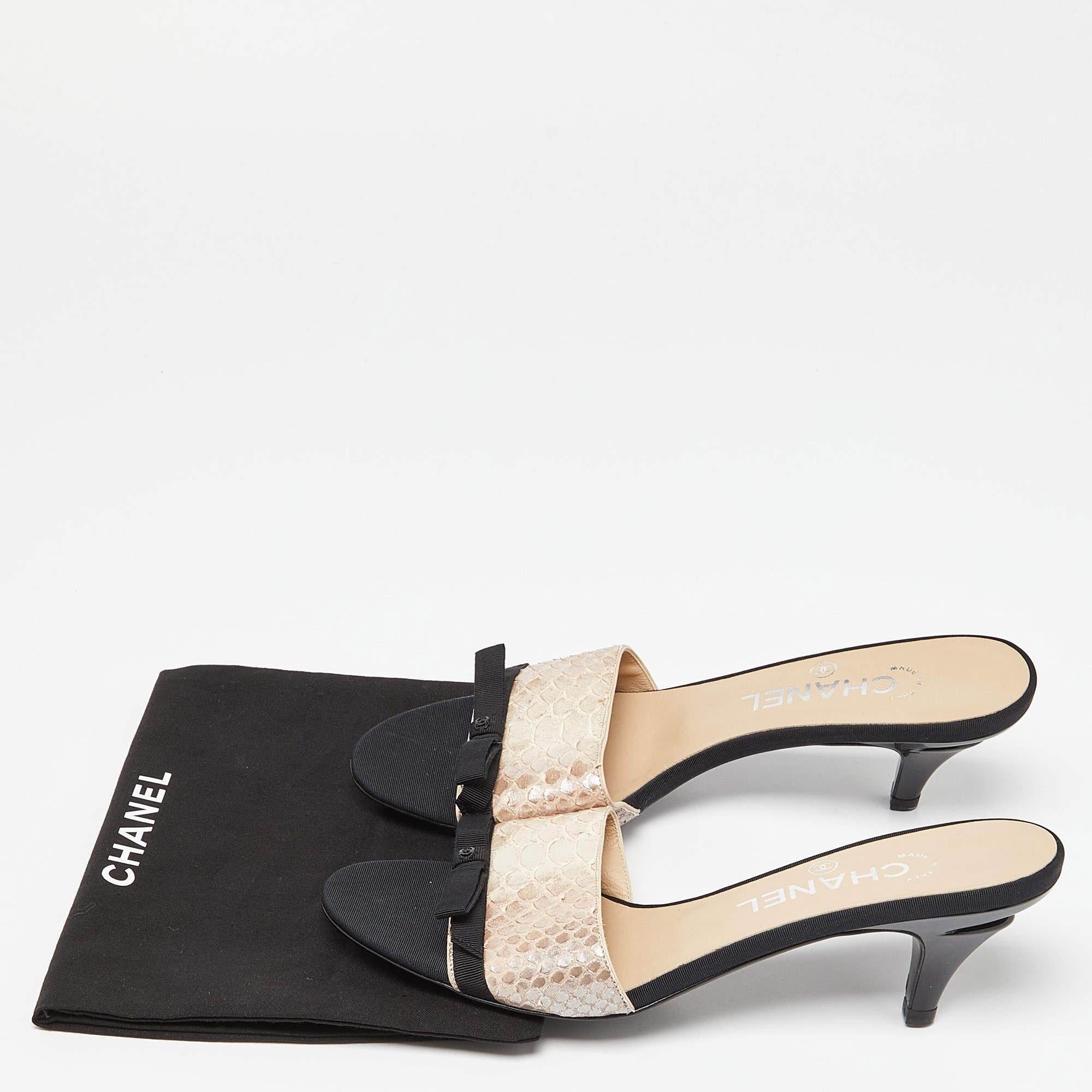 Chanel Metallic/Black Python and Fabric Bow CC Slide Sandals Size 38.5 5