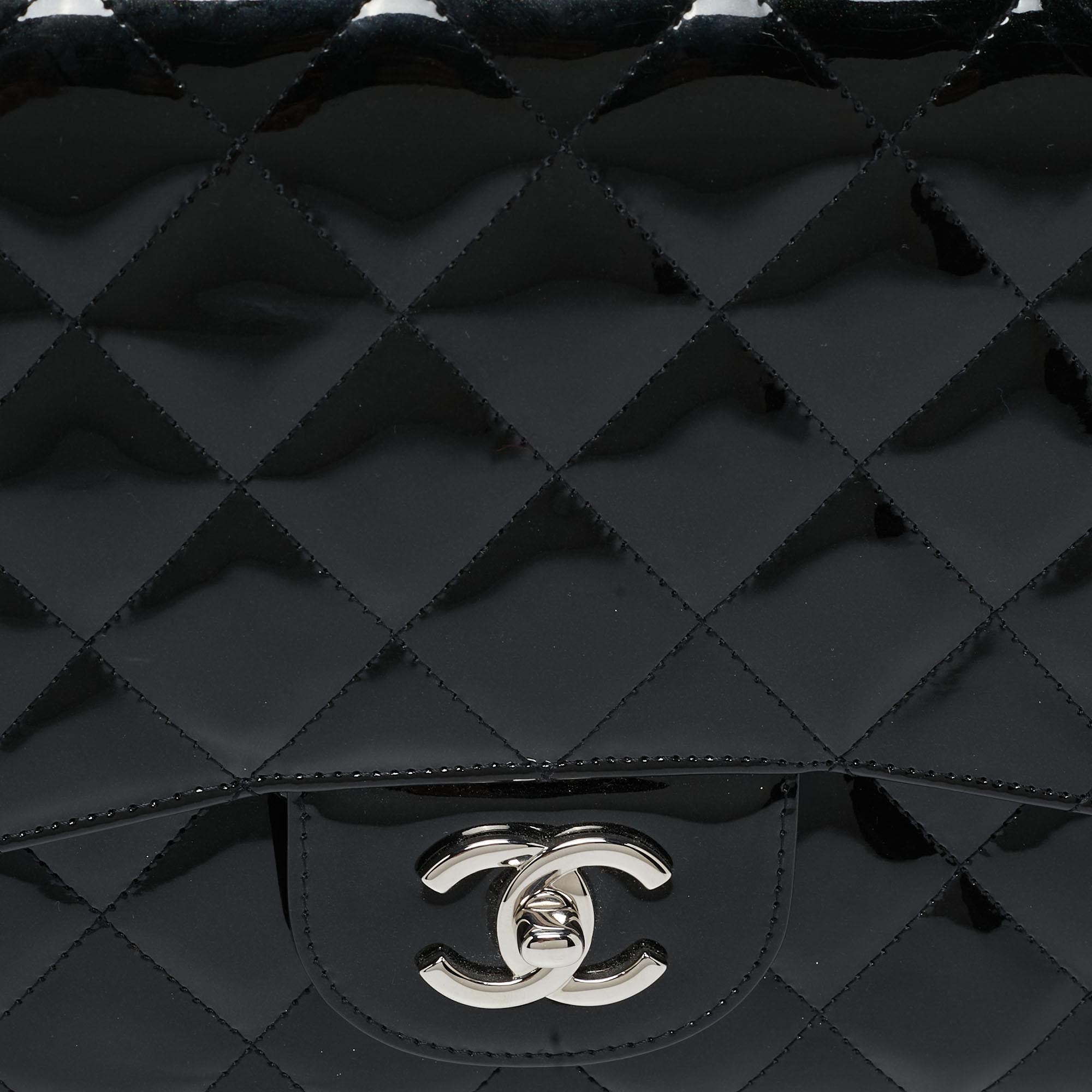 Chanel Metallic Black Quilted Patent Leather Jumbo Classic Single Flap Bag 3