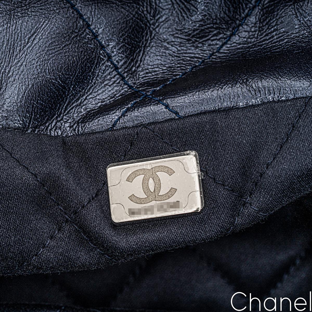 Chanel Metallic Blue 22 Small Bag In New Condition In London, GB