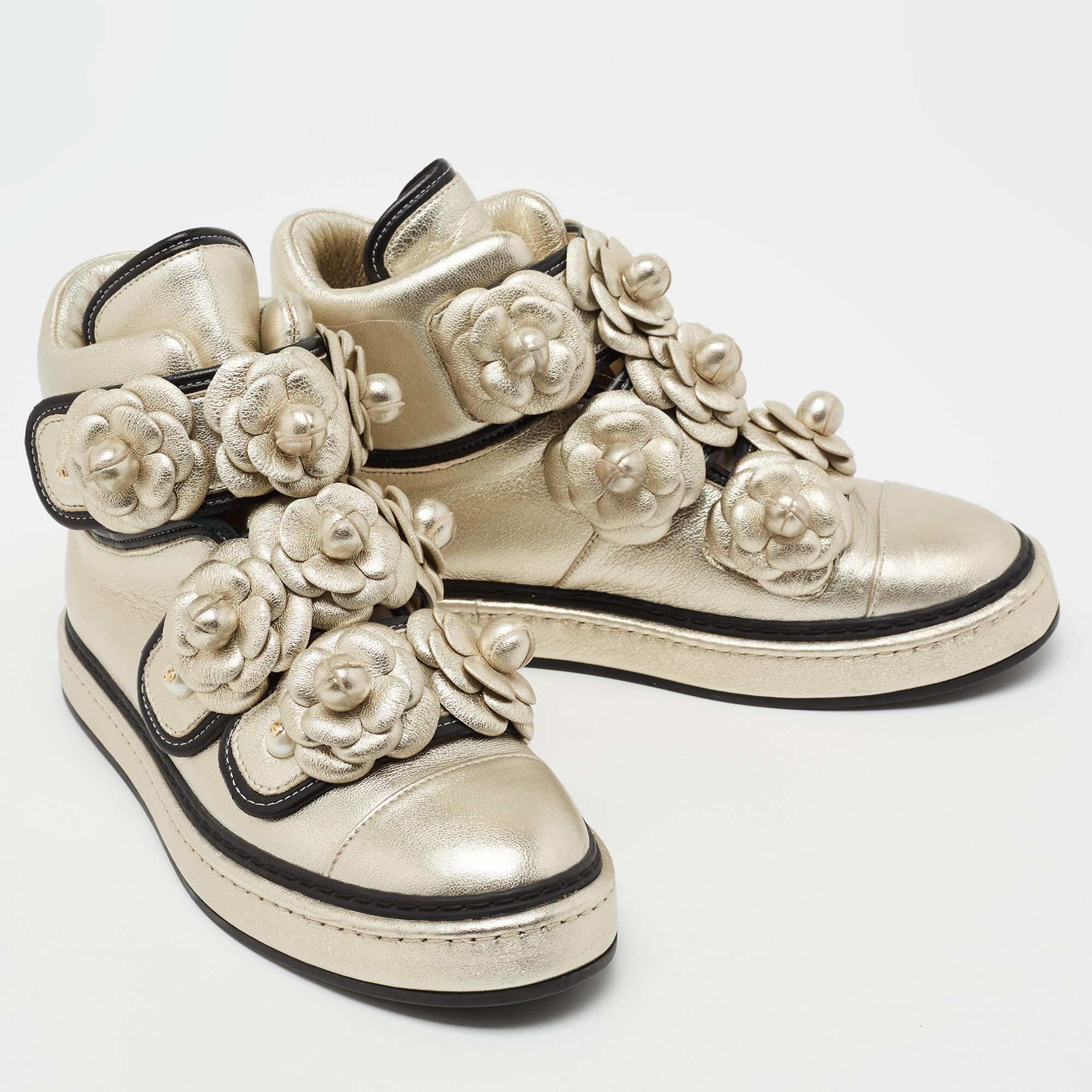 chanel camellia shoes