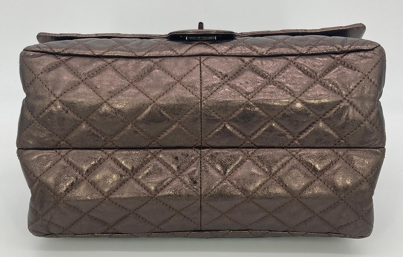 Women's Chanel Metallic Bronze Quilted Leather Classic Flap Shopping Tote For Sale