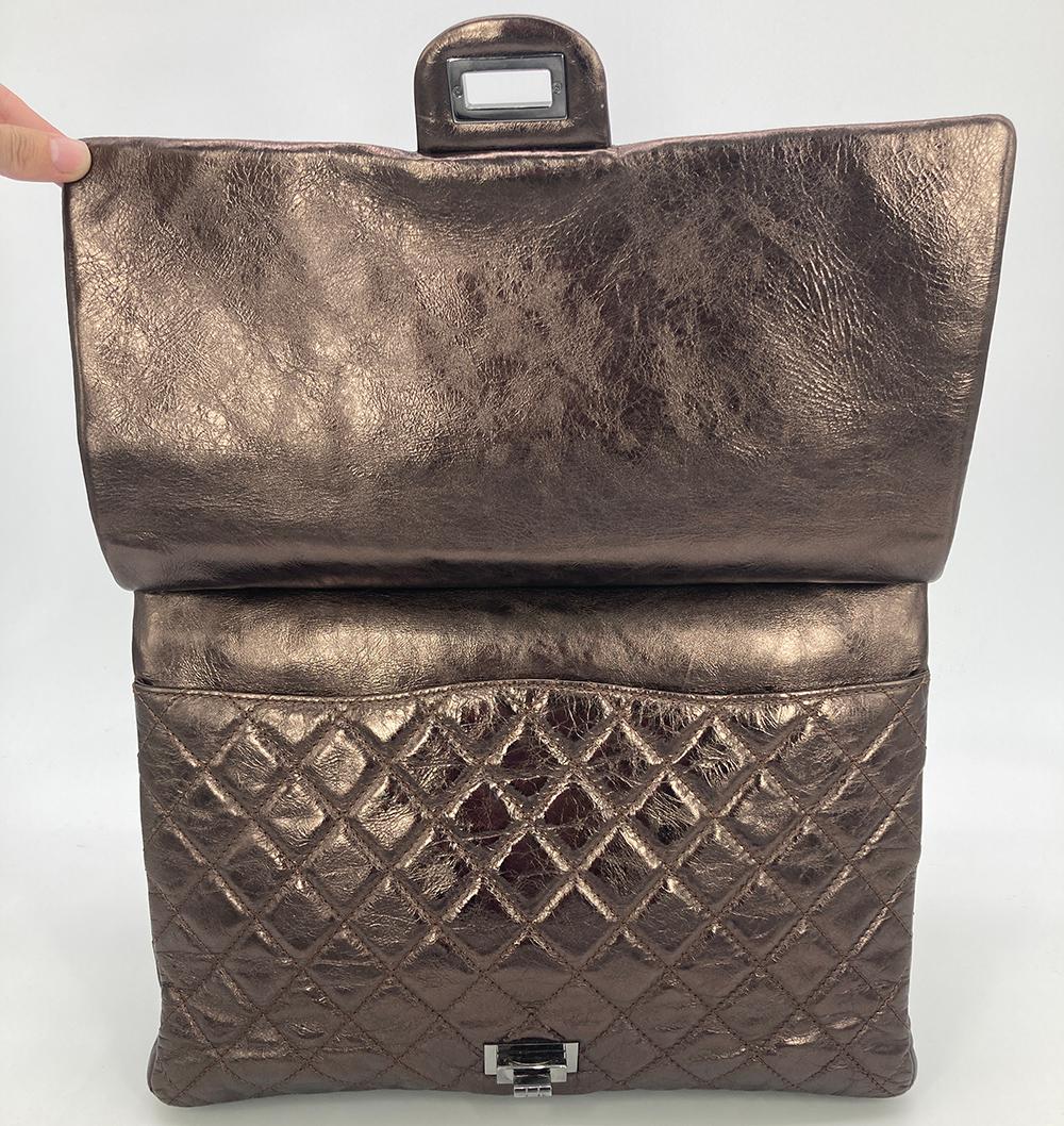 Chanel Metallic Bronze Quilted Leather Classic Flap Shopping Tote For Sale 3