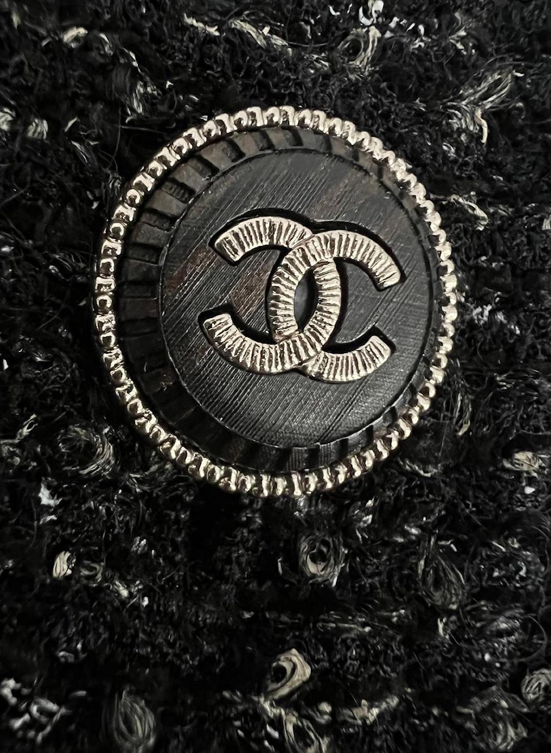 Chanel Metallic Chain Trim Tweed Jacket 14