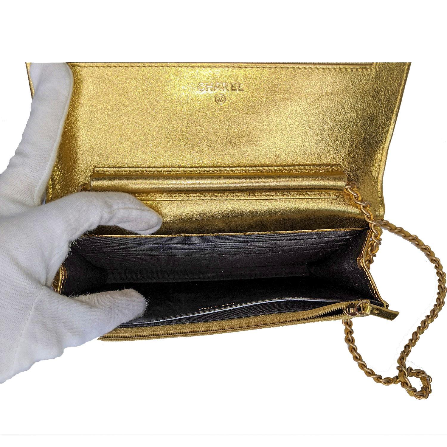 chanel gold croc bag