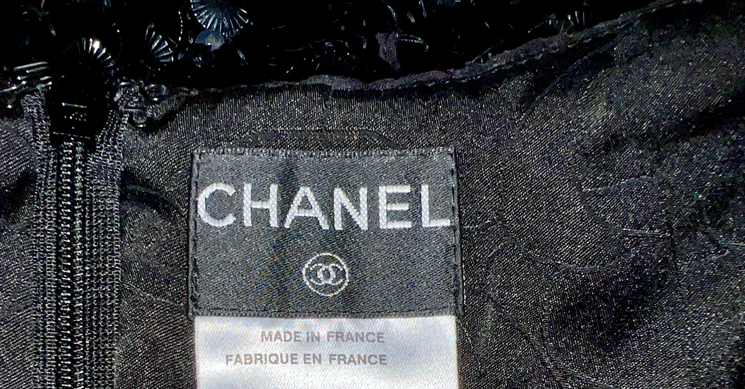 UNWORN Chanel Metallic Fantasy Tweed Sequin Trim Jacket Blazer Skirt Suit 38-40 For Sale 10
