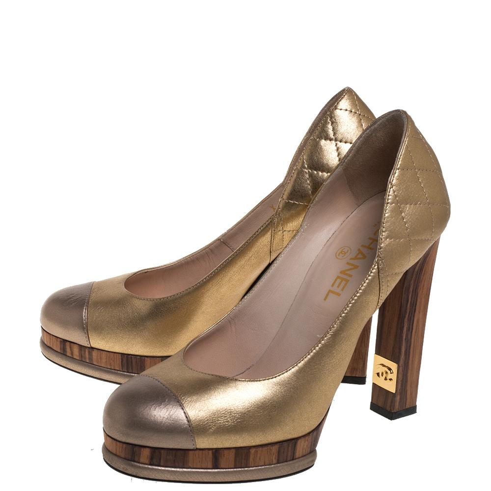 Women's Chanel Metallic Gold/Bronze Quilted Leather CC Platform Pumps Size 39