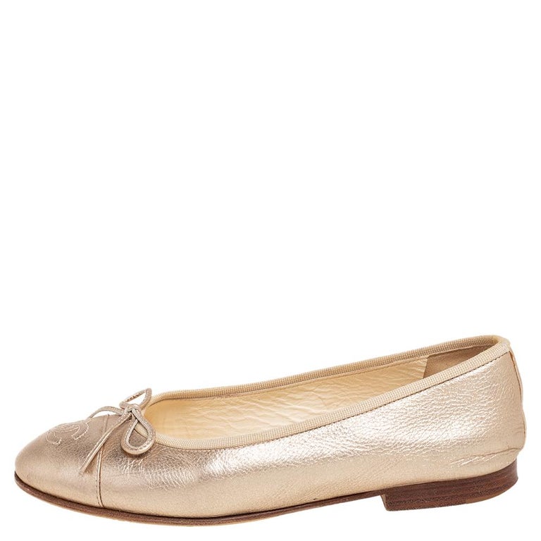 Leather ballet flats Chanel Yellow size 39 EU in Leather - 34632470