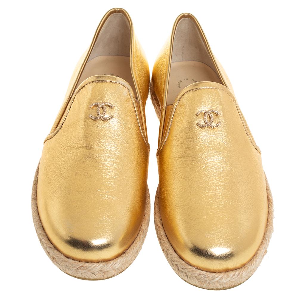 Espadrilles are not just stylish, but also comfortable and easy to wear. This lovely pair from Chanel will accompany a casual outfit with perfection. They are made of metallic gold leather and designed with the CC logo on the vamps and rubber soles