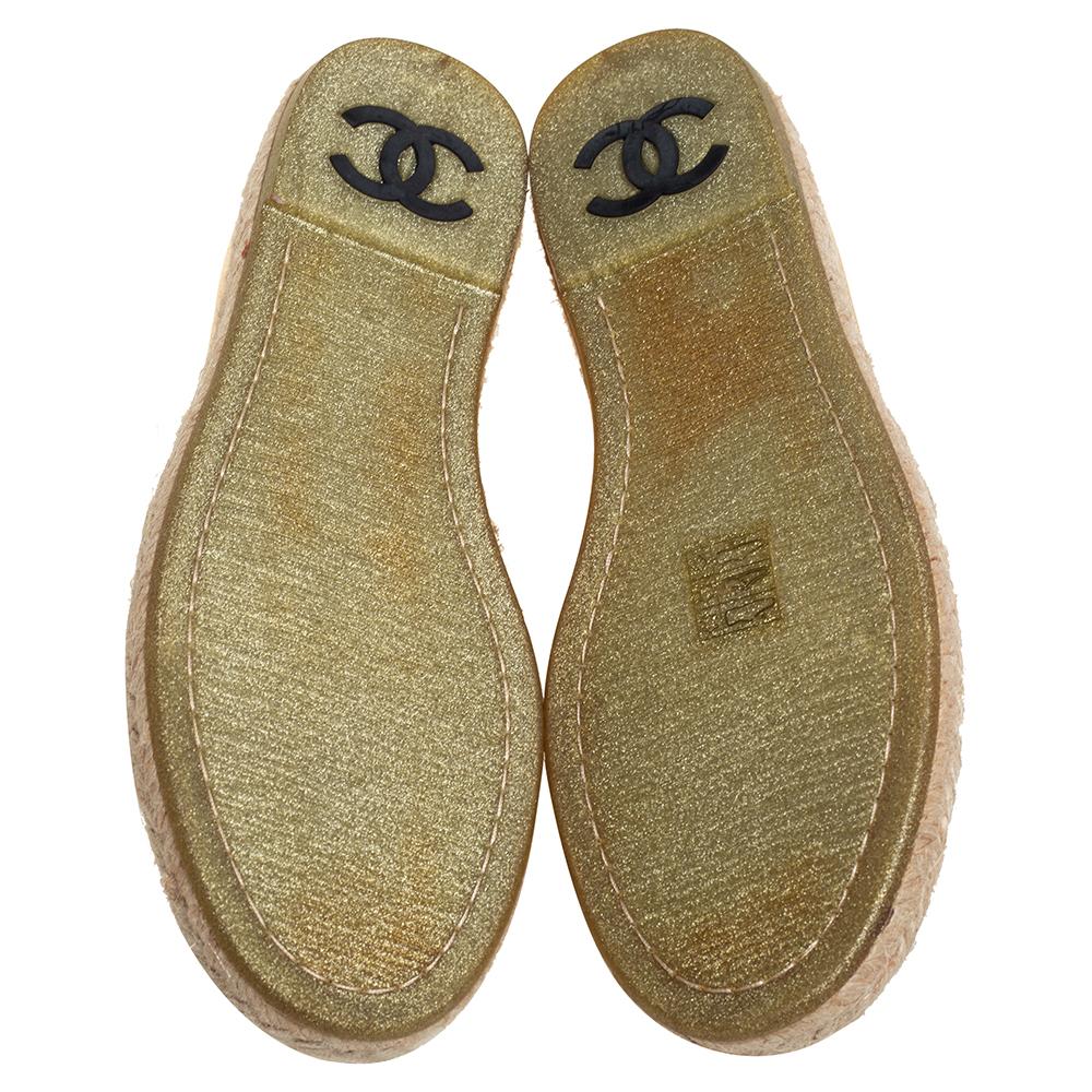 Women's Chanel Metallic Gold Leather CC Espadrille Loafers Size 36