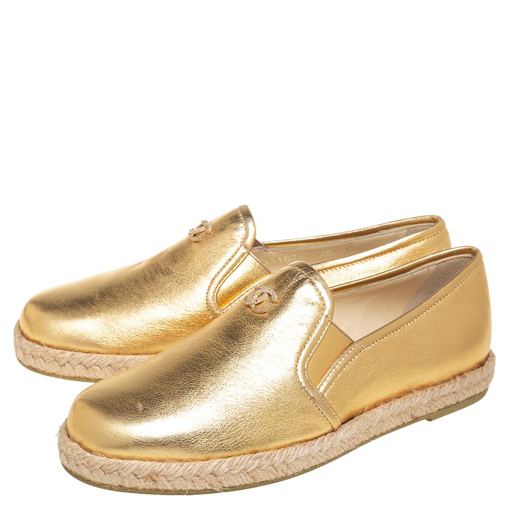 Chanel Metallic Gold Leather CC Espadrille Loafers Size 36 3