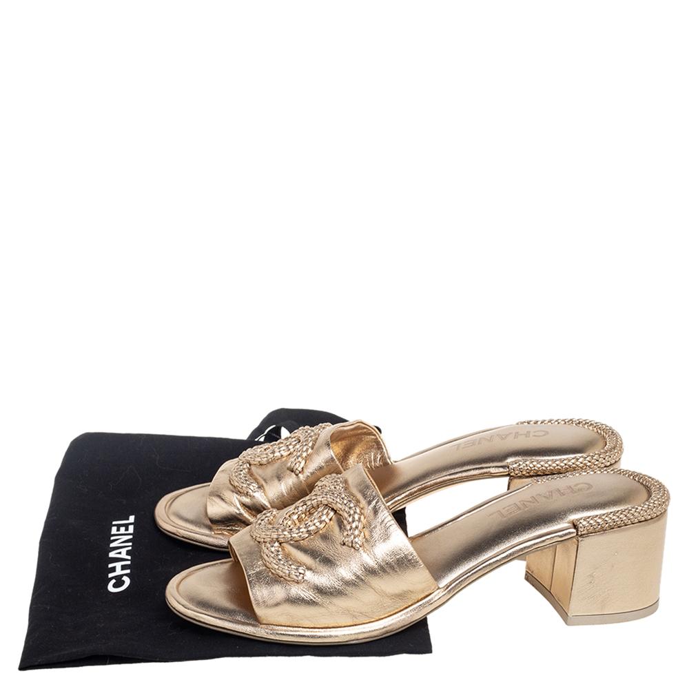 Chanel Metallic Gold Leather CC Logo Slide Sandals Size 40 2