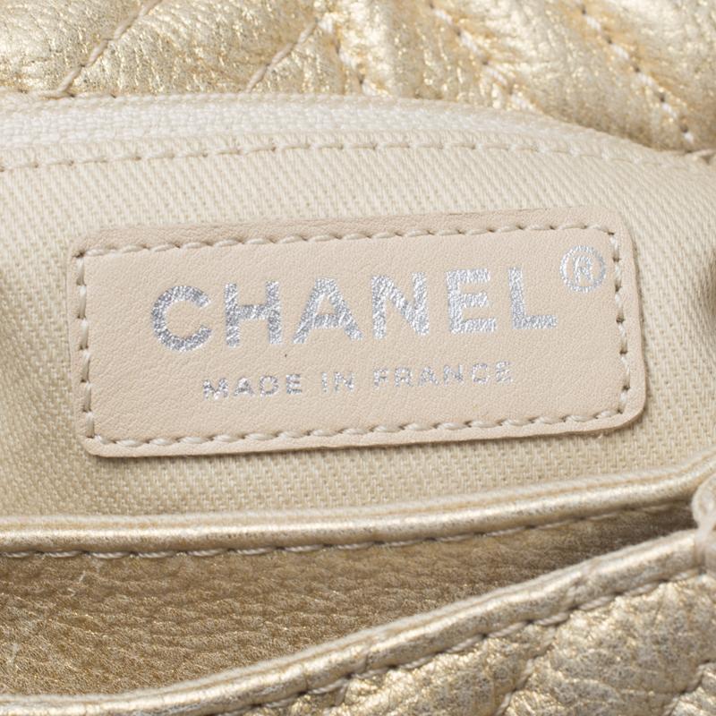 Chanel Metallic Gold Leather Chevron Coco Twin Bag In Good Condition In Dubai, Al Qouz 2