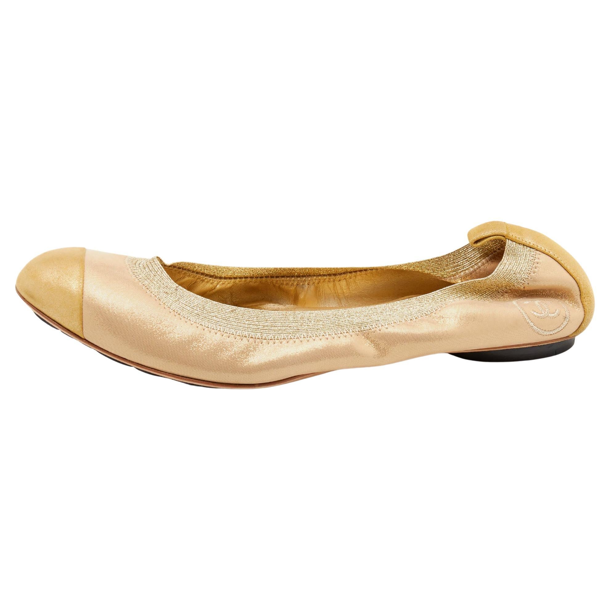 Chanel Metallic Gold Nubuck Leather CC Cap Toe Scrunch Ballet Flats Size 40  at 1stDibs