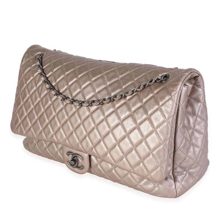Women's Chanel Shoulder bags from C$1,223