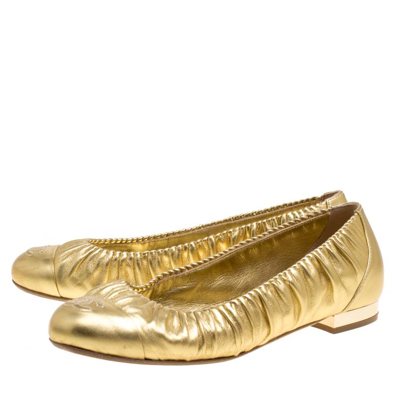 Women's Chanel Metallic Gold Ruched Trim CC Ballet Flats Size 38