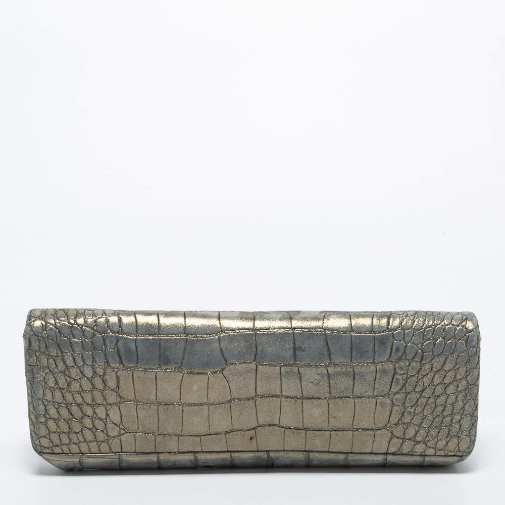 Give your essentials a stylish home with this designer clutch. Made using the best materials, the clutch has an impeccable construction and the perfect finish.

Includes: Original Dustbag

