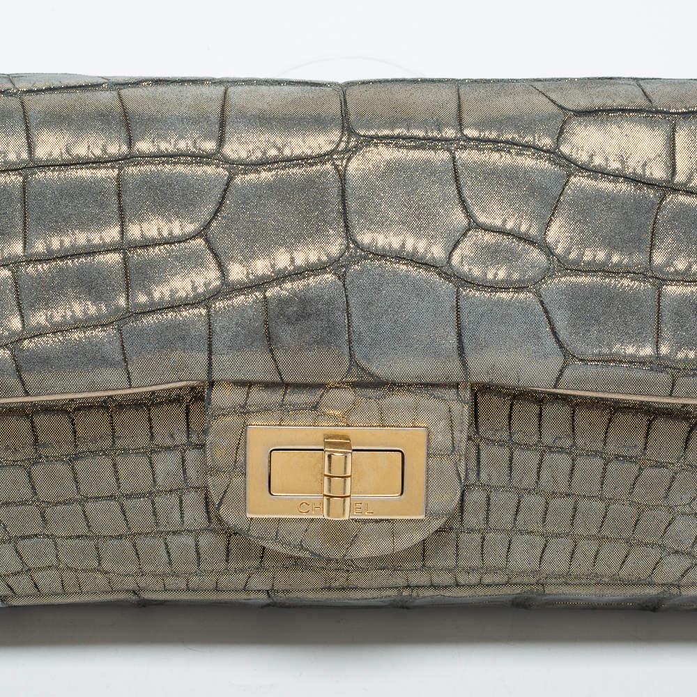 Chanel Metallic Green Croc Embossed Leather Reissue 2.55 East West Chain Clutch 2