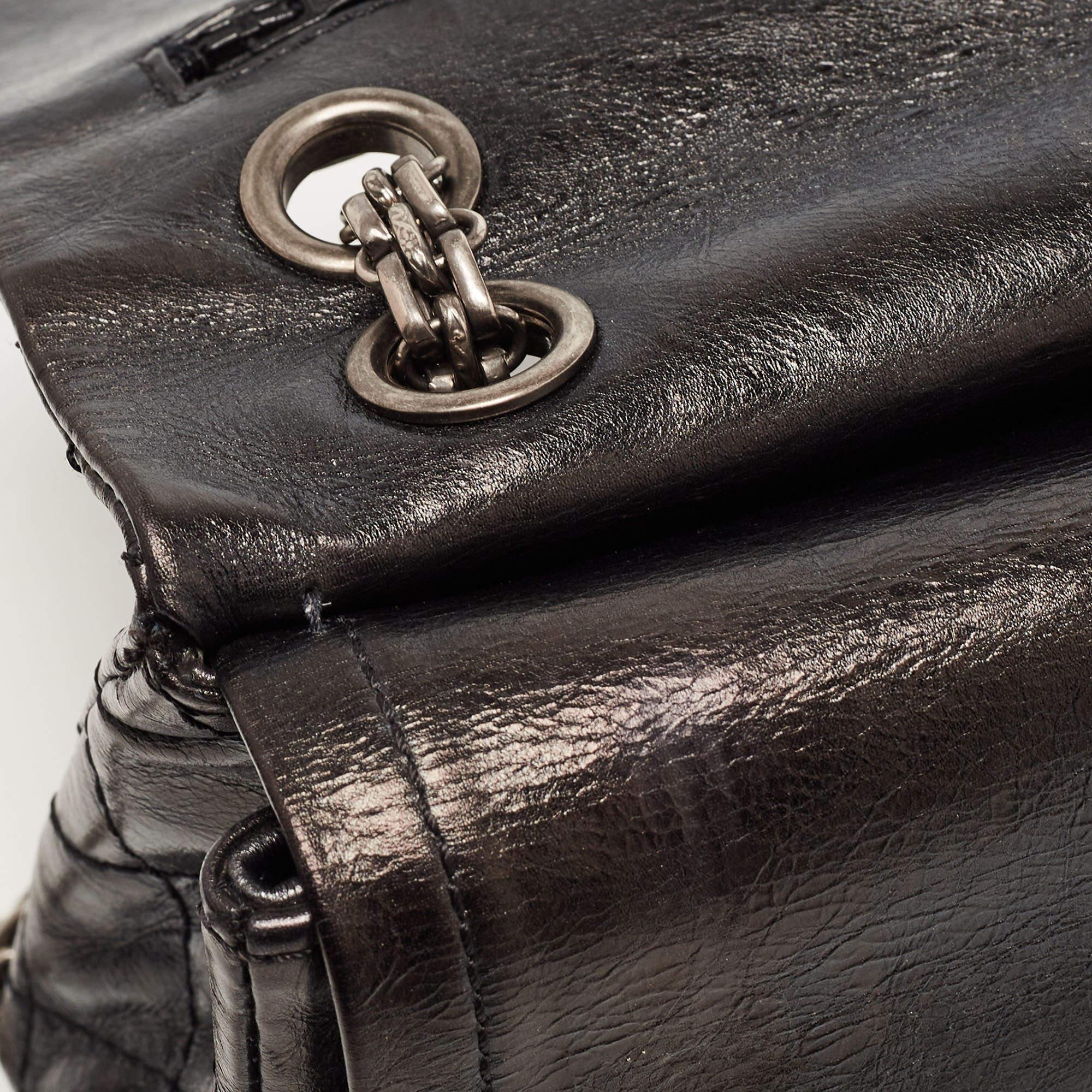 Chanel Metallic Grau/Schwarz gesteppte Leder 226 Reissue 2.55 Klappentasche im Angebot 2