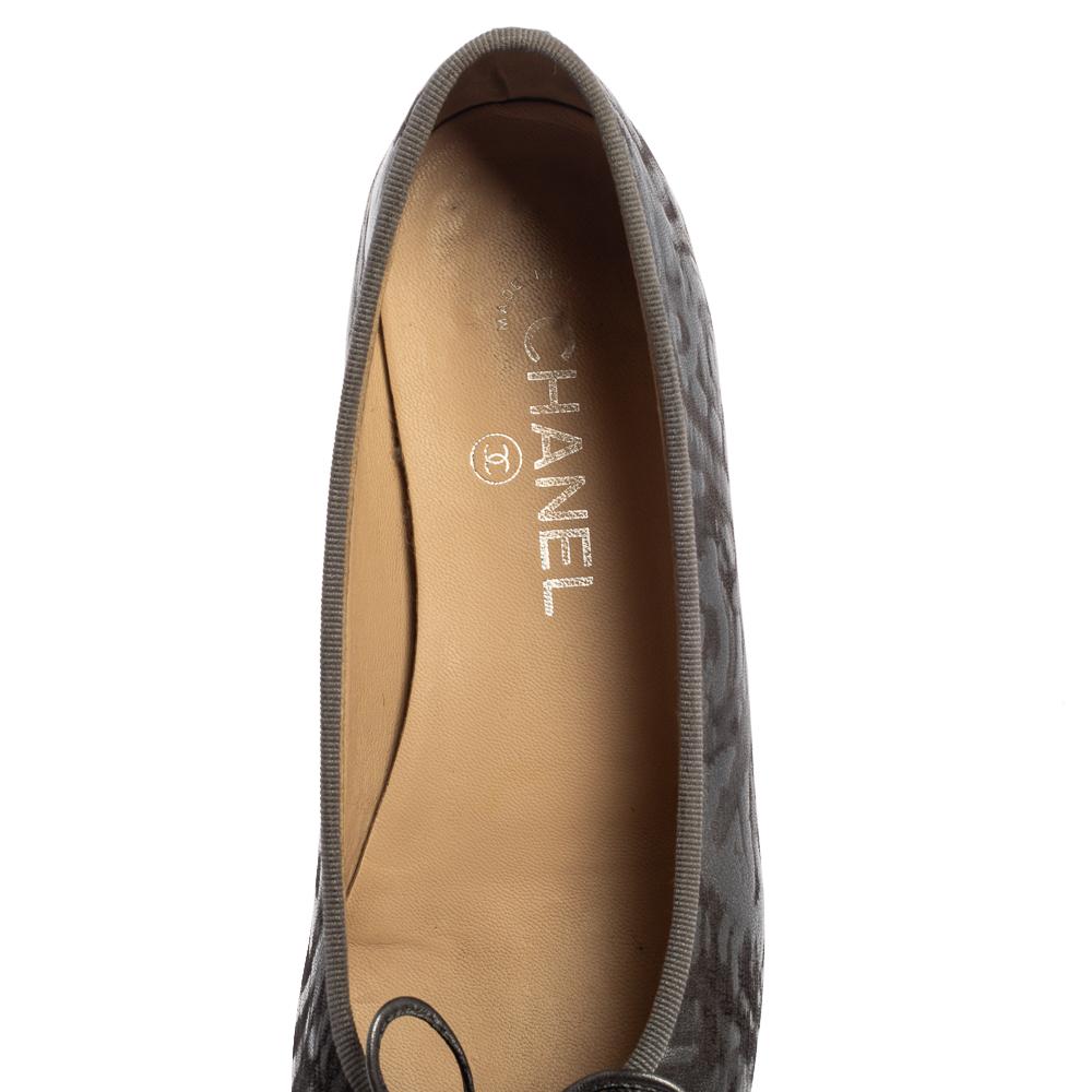 Chanel Metallic Grey Leather Bow Ballet Flats Size 38.5 1