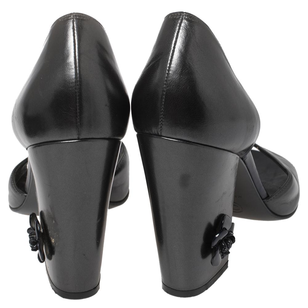 Black Chanel Metallic Grey Leather Camellia Block Heel D'Orsay Open Toe Pump Size 38.5