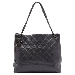 Chanel Metallic Graue gesteppte Kaviar-Leder- Chic Shopper Tote