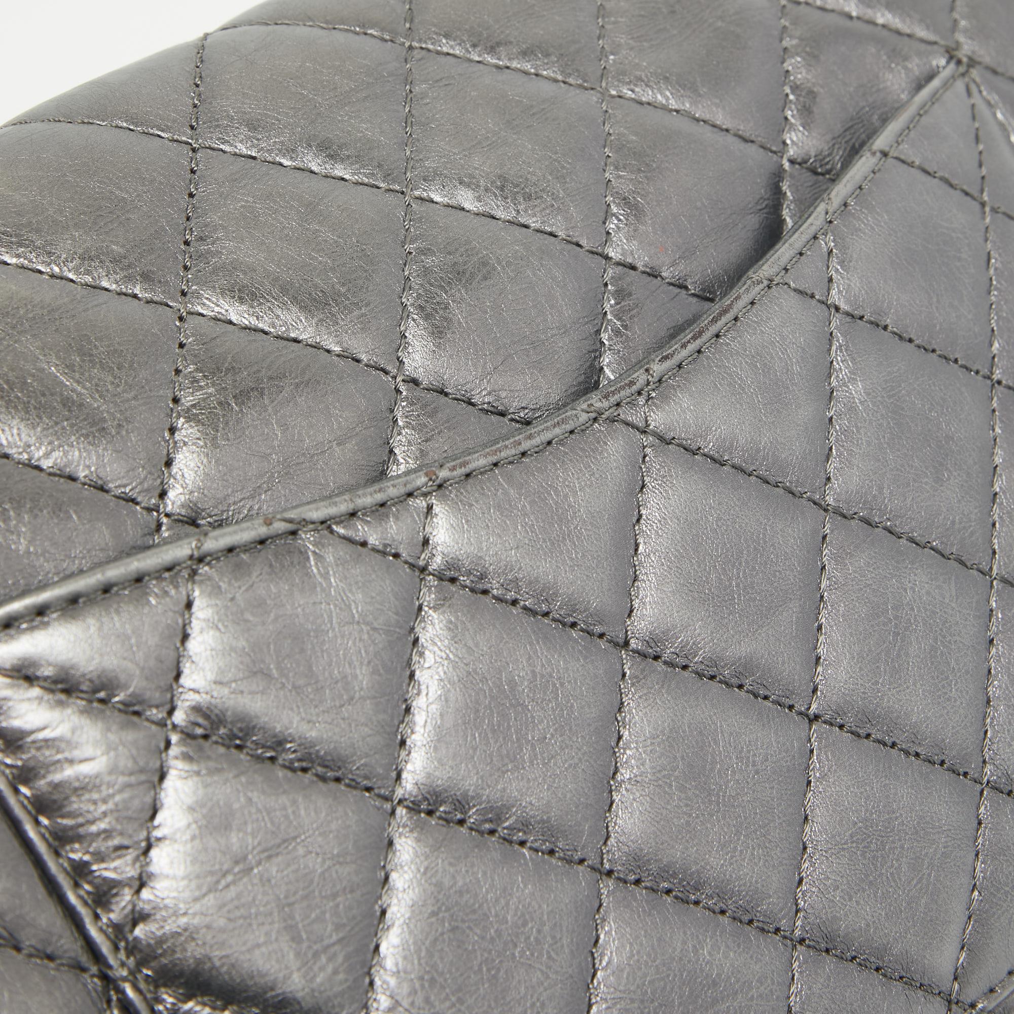 Chanel Metallic Grey Quilted Leather 226 Reissue 2.55 Flap Bag For Sale 1