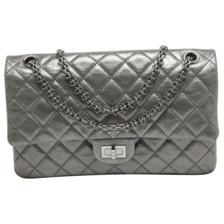 Chanel Metallic Graue gesteppte Leder 226 Reissue 2.55 Klappentasche