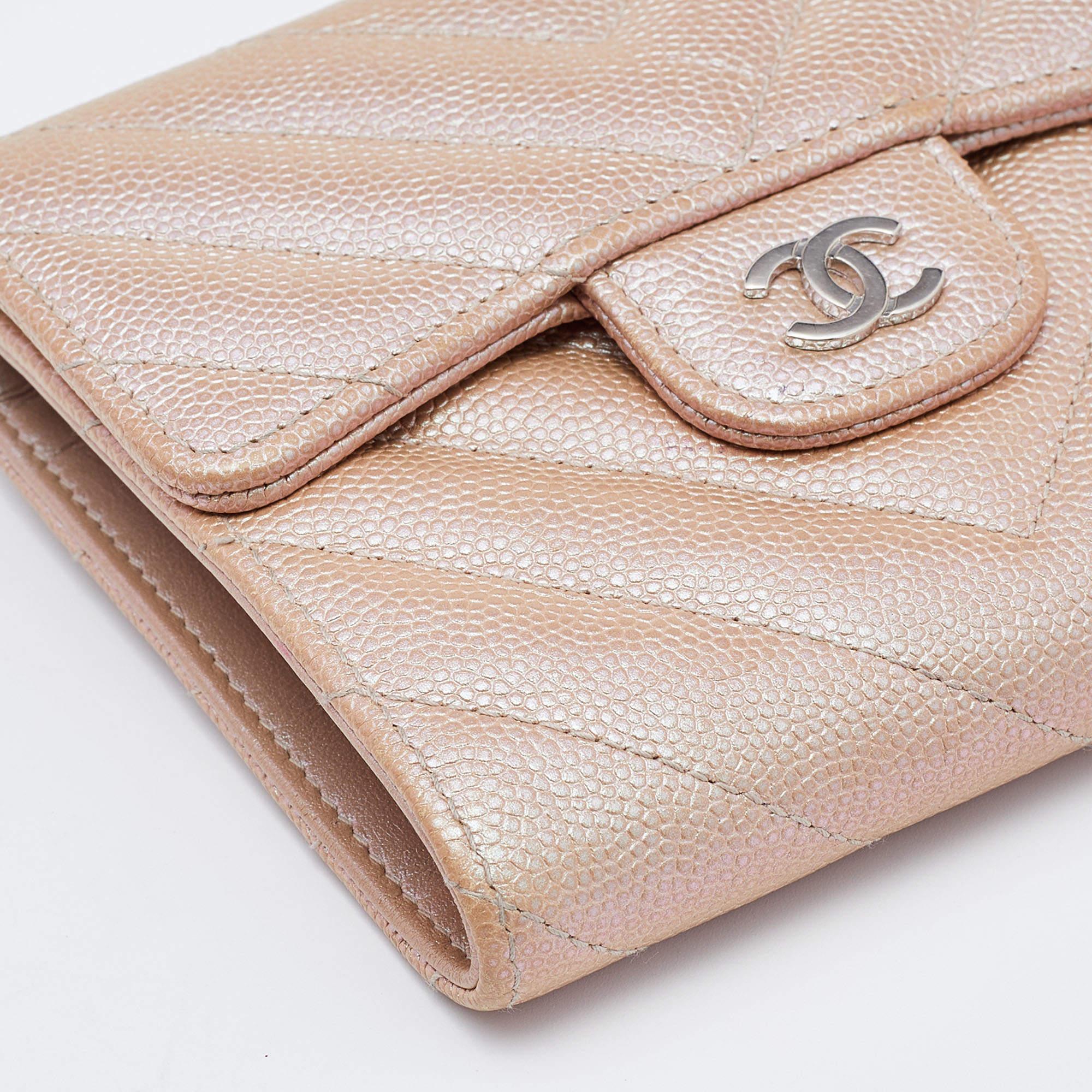 Chanel Metallic Iridescent Caviar Chevron Quilted Leather CC Compact Wallet 4