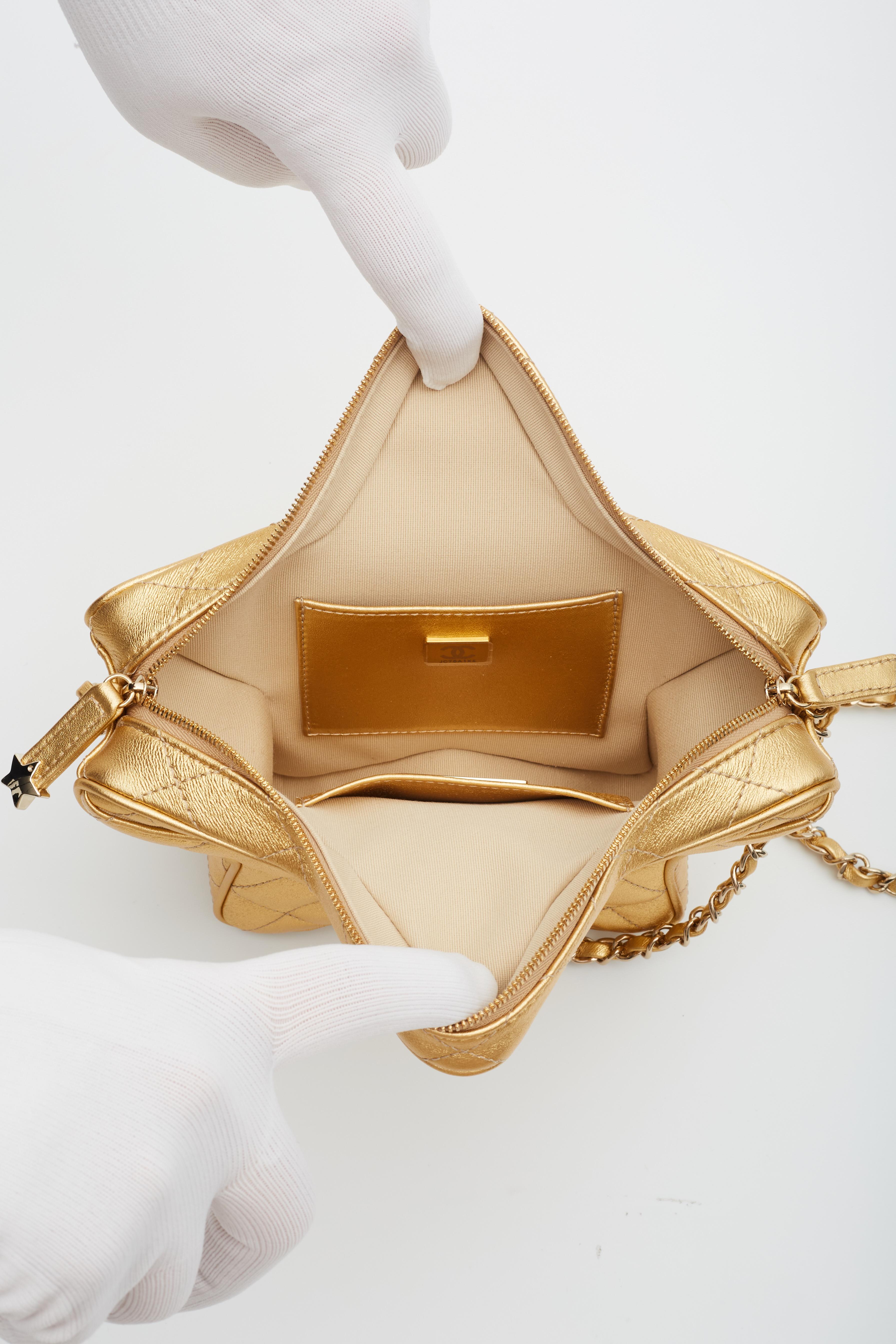 Chanel Metallic Lambskin & Gold Walk Of Fame Star Bag For Sale 5