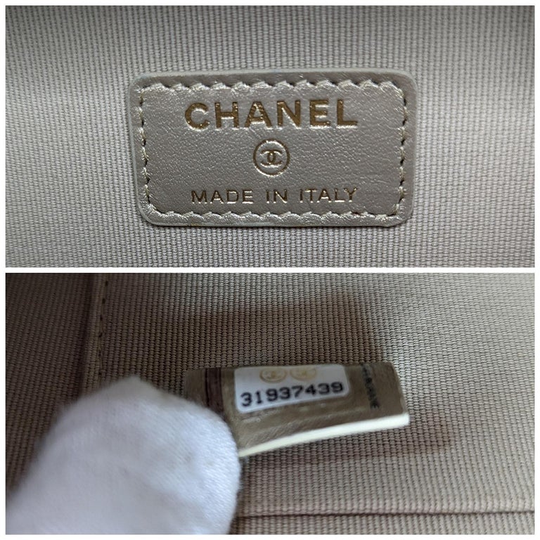 Chanel Metallic Lambskin Quilted Top Handle Vanity Case Gold For Sale at  1stDibs
